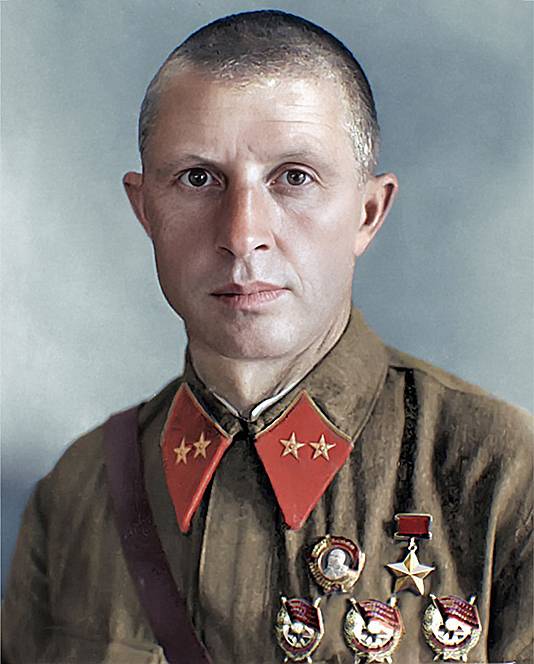 Родимцев Александр Ильич — фото 21