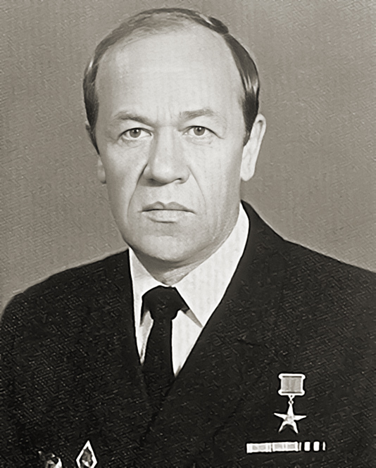 Зиновьев Александр Васильевич