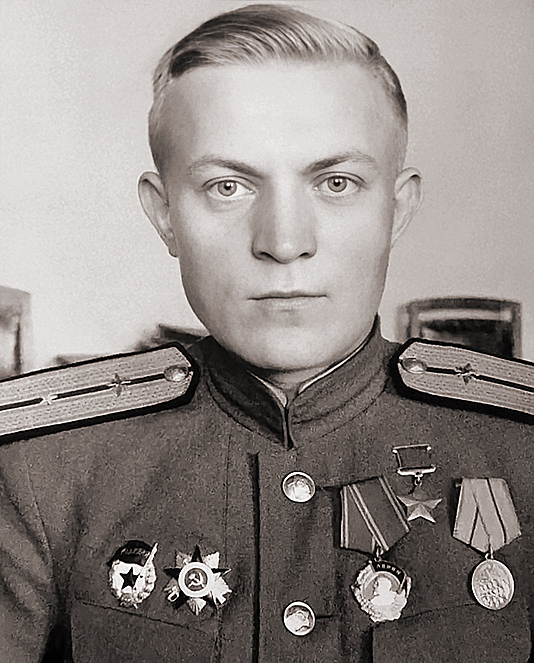 Крутов Петр Максимович
