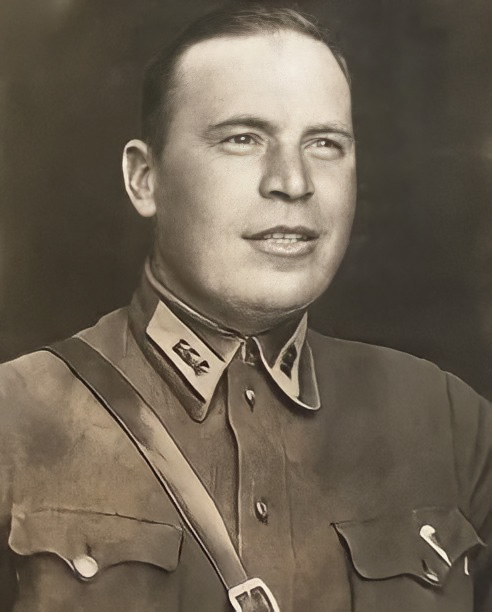 Лобынцев Иван Епифанович