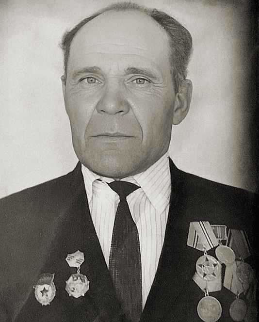 Петров Василий Матвеевич