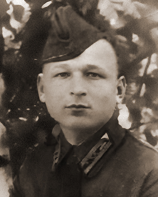 Уханов Петр Александрович
